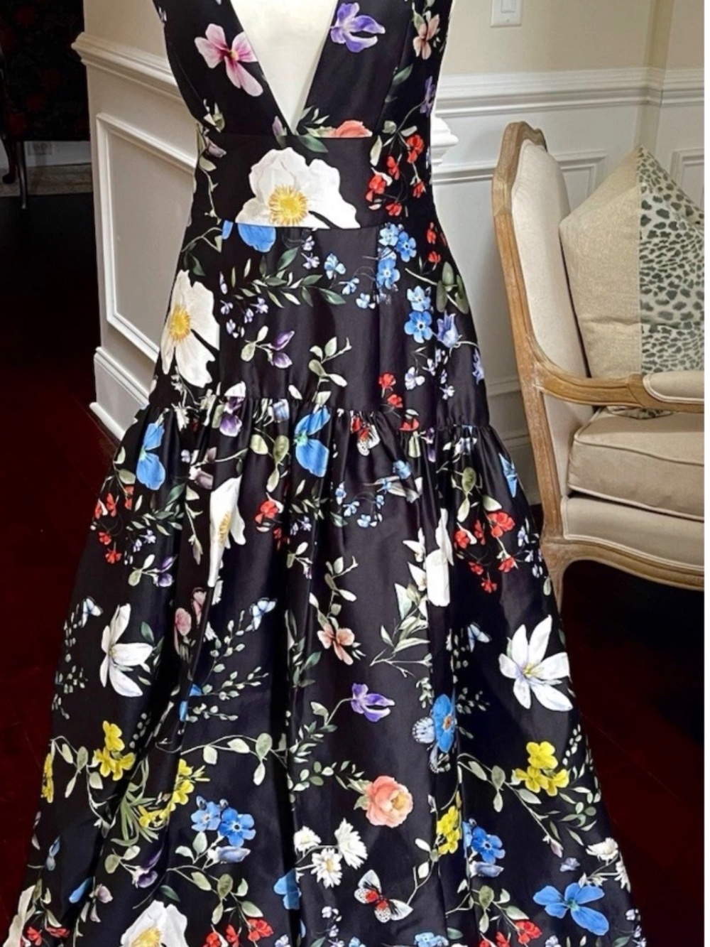 Alice + Olivia Lila Structured Ball Gown In Twisting Vines Black US 2 NWT $1195 - Picture 9 of 14